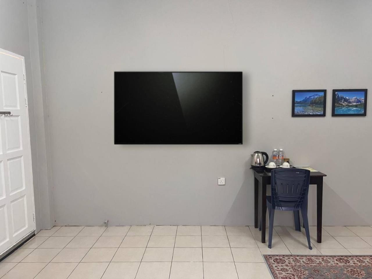 Отель Putra Sentosa Retreat Camp, Sematan Номер фото